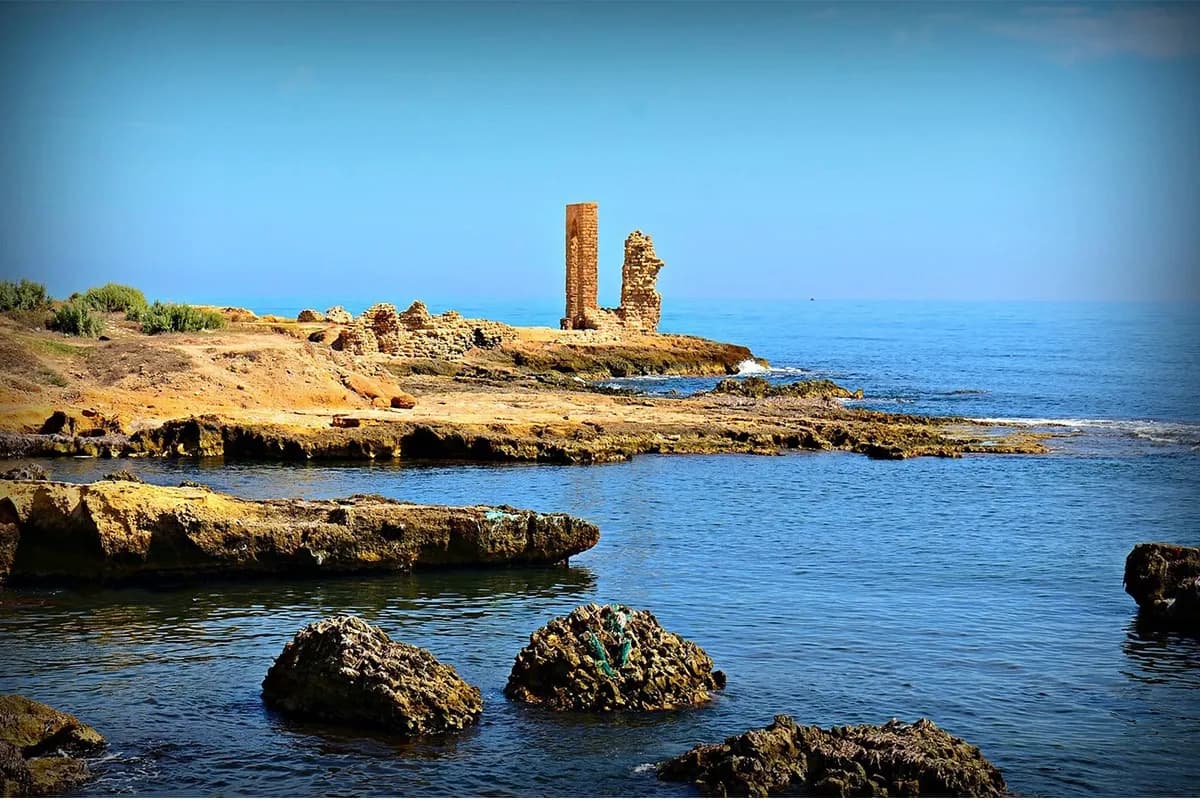Réservez votre hôtel à Mahdia, une des villes les plus authentiques de Tunisie